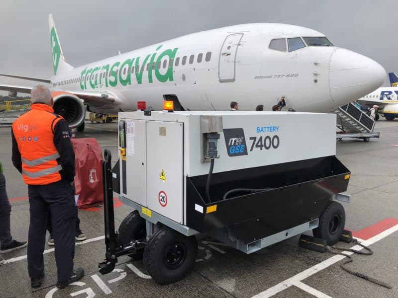 ITW GSE 7400 eGPU in daily operation in Eindhoven Airport, Netherlands