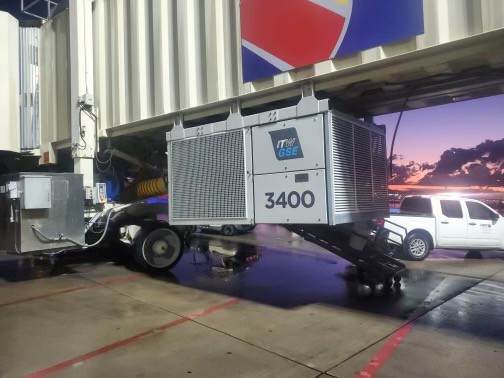 Phoenix Sky Harbour Airport, USA – ITW GSE 3400 PCA